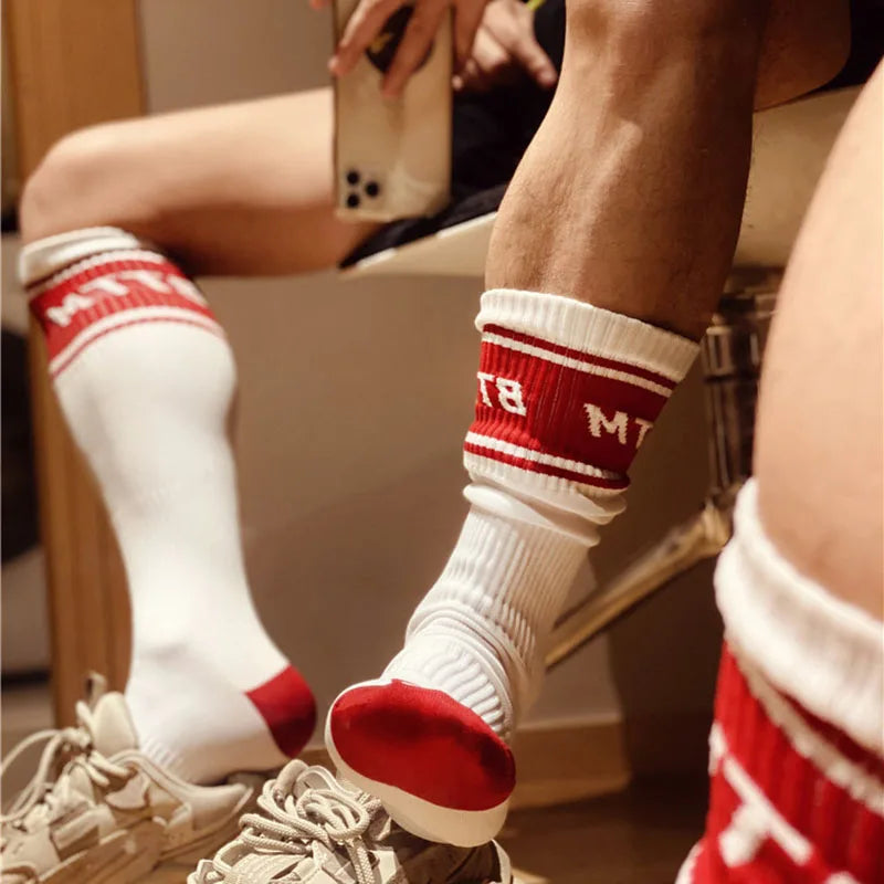 Men's Nylon Sports Socks Long Tube Football Comfortable Socks