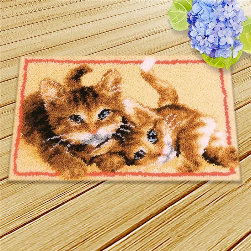 New Decorative Flower Carpet Crocheting Kit DIY Cushion Carpet Flower Latch Hook Rug Kit Needlework Crocheting Embroidery