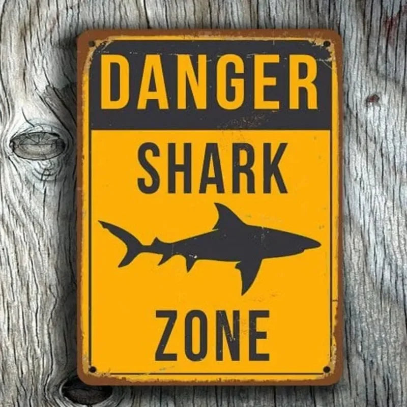 Vintage Dangerous Shark Warning Metal Sign Warning Plaque Painted Courtyard Manhole Swimming Pool Wall Art Decoration Mural