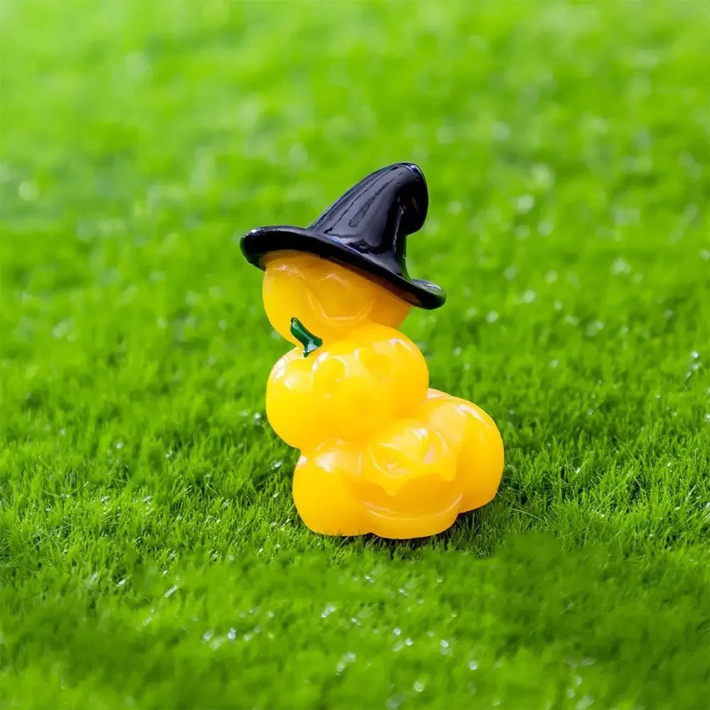 Mini Halloween Miniature Figurine Spider Bat Candle Skull Cartoon Scary Rabbit Statue Halloween Pranky Prop Desktop Knick-knack
