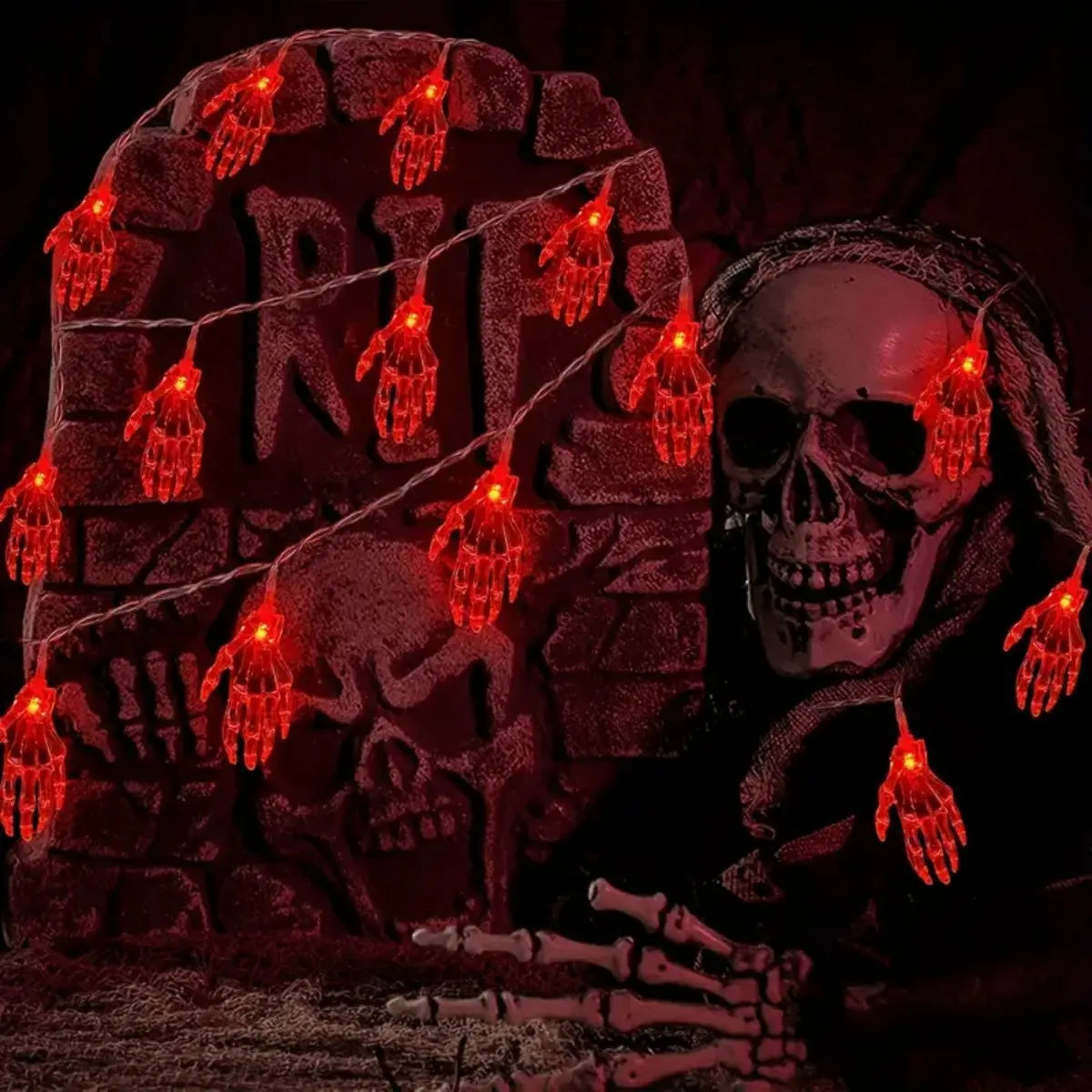 1pc 20LED Halloween Skeleton Hand Battery Powered String Light Horrible Atmosphere Skull Hand Lamp For Home Patry Yard Decor
