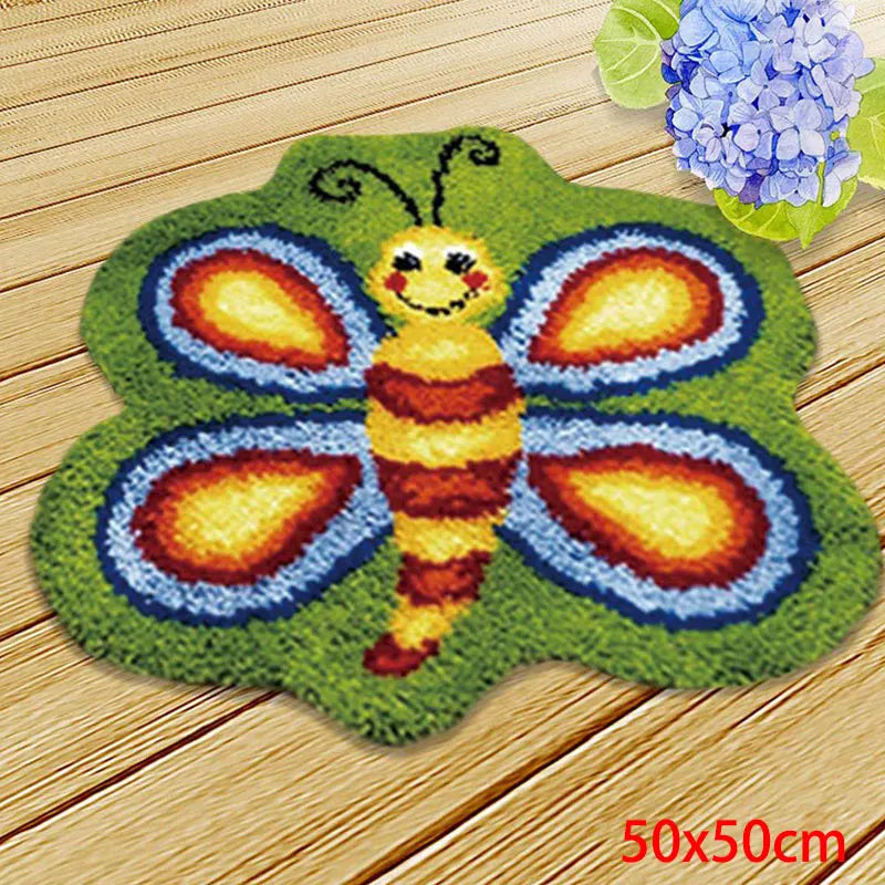 Cute Bear Carpet Embroidery Latch Hook Kit Cartoon Animal Undefined Latch Hook Rug Button Pad Package Smyrna Package Carpet DIY