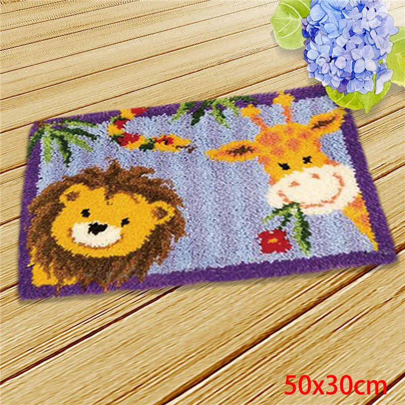 Cute Bear Carpet Embroidery Latch Hook Kit Cartoon Animal Undefined Latch Hook Rug Button Pad Package Smyrna Package Carpet DIY