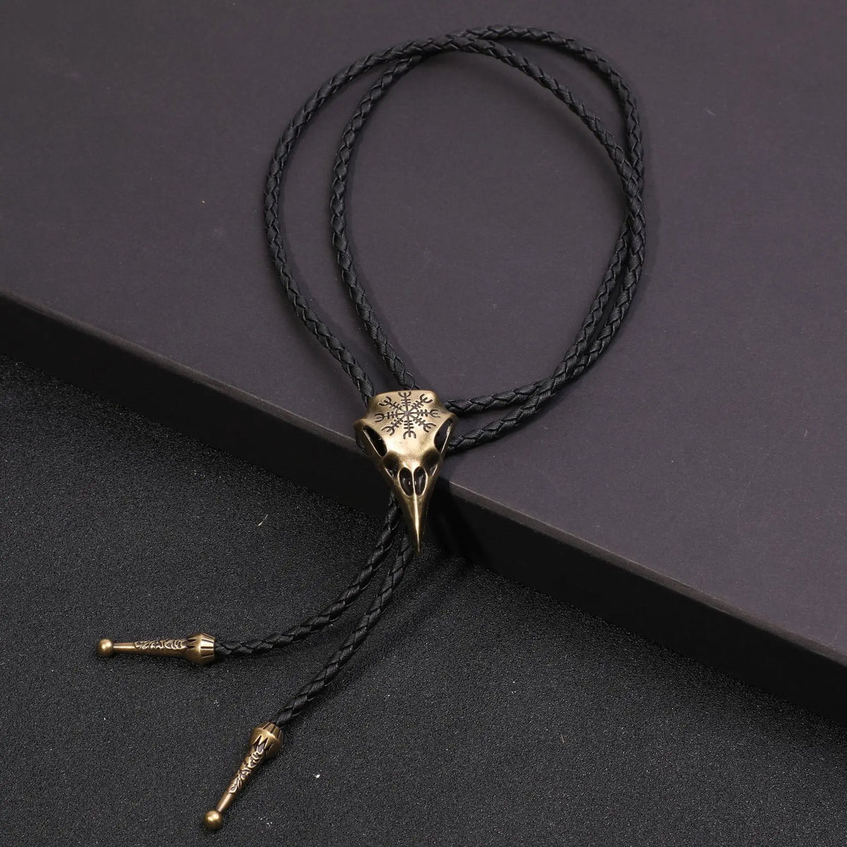 Raven Wolf Head Alloy Bolo Tie Gothic Western Style Necklace for Men Halloween Costume & Cowboy Party Accessories Unique Gifts