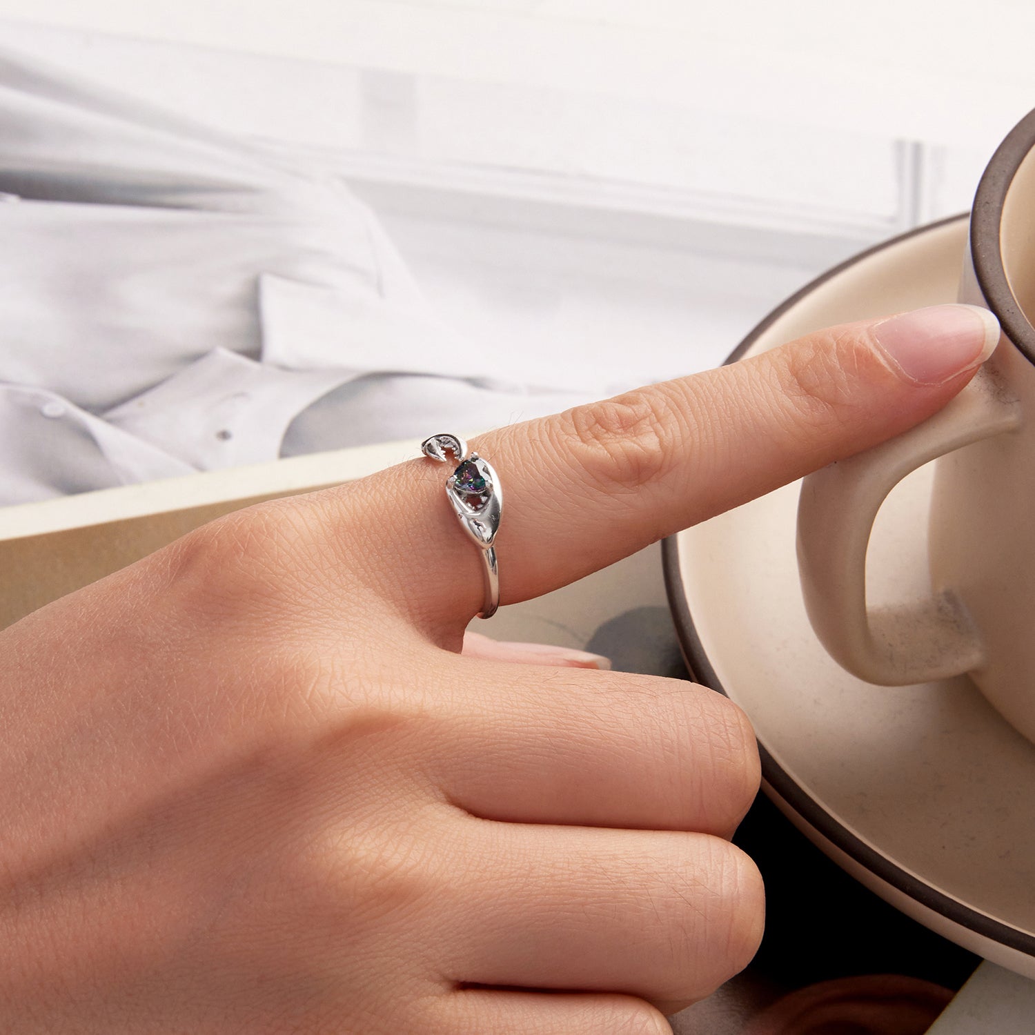 925 Sterling Silver Transparent Glass Oxidized Silver Ring for Women
