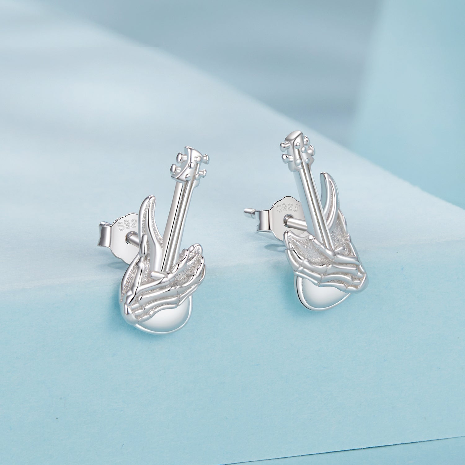 925 Sterling Silver Earrings for Women with White Gold Plating, Size 1.5x0.6cm