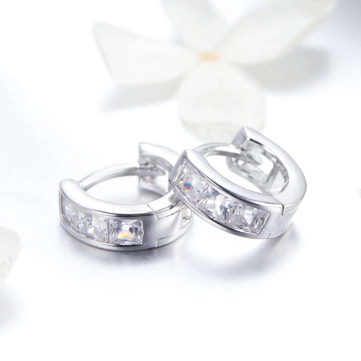 925 Sterling Silver Plated Platinum Pavé Setting CZ Earrings