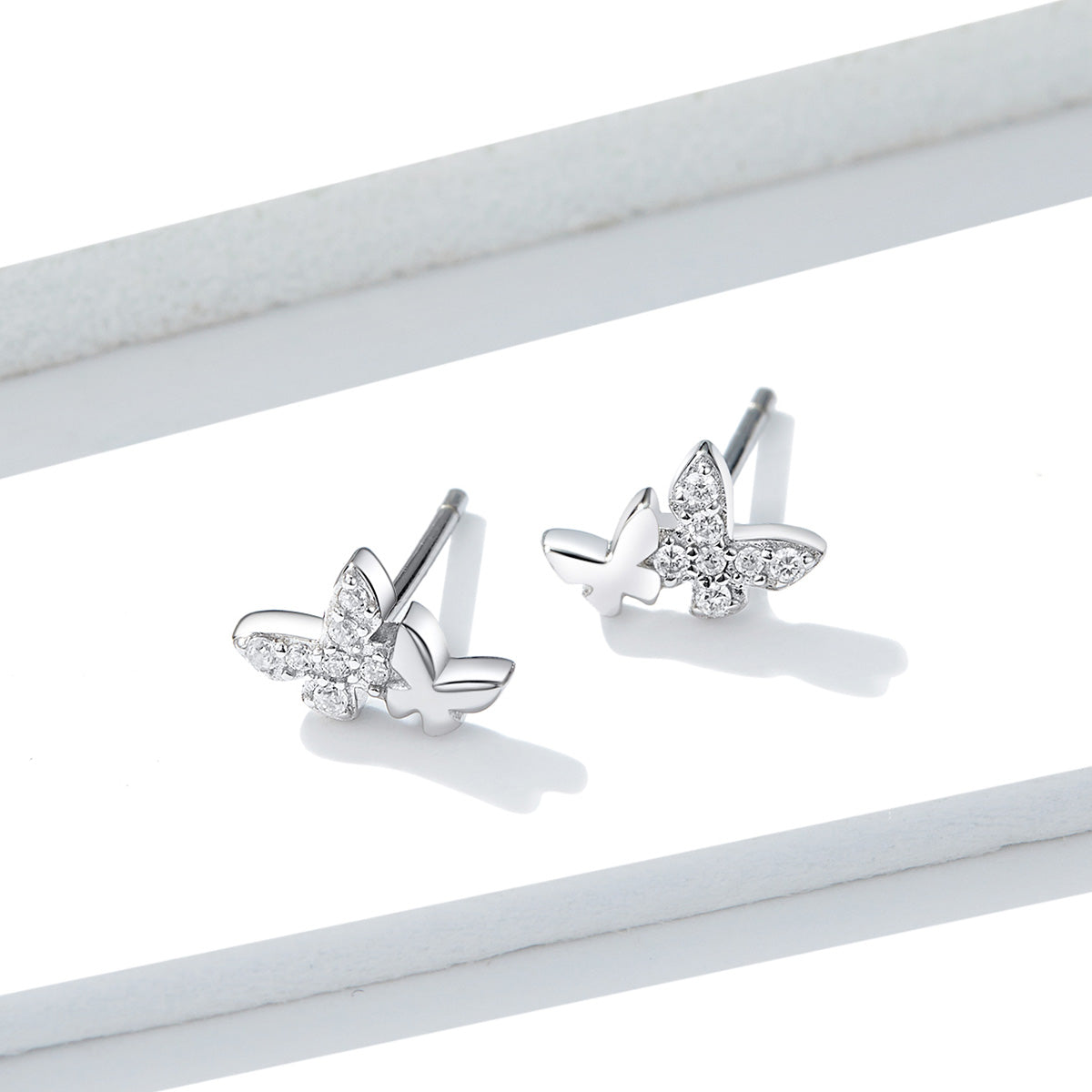 925 Sterling Silver Earrings with Pavé Setting CZ - 0.6*0.9cm