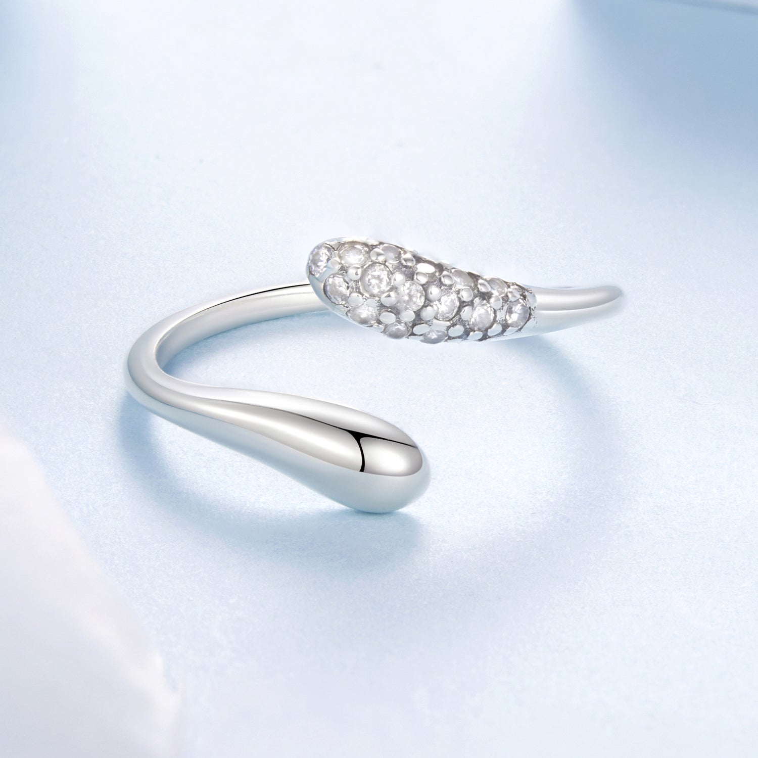 925 Sterling Silver Oxidized Pavé Setting CZ Ring