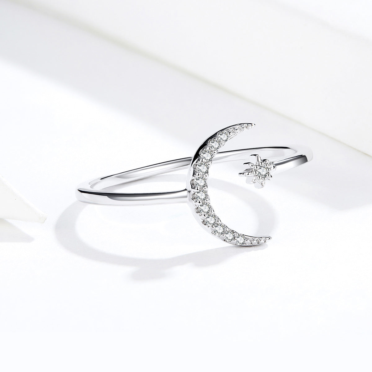 925 Sterling Silver Ring with Pavé Setting CZ