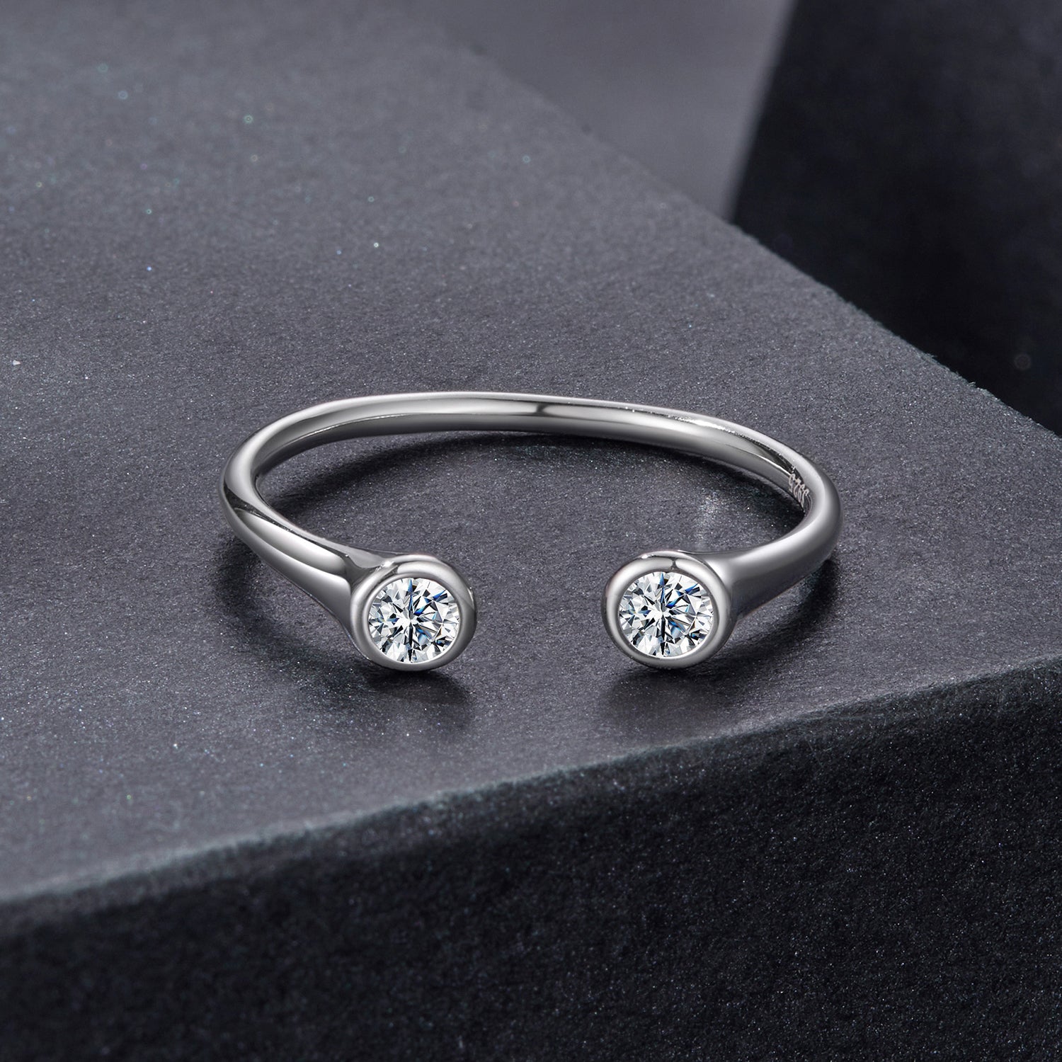 925 Sterling Silver Moissanite Ring Size E