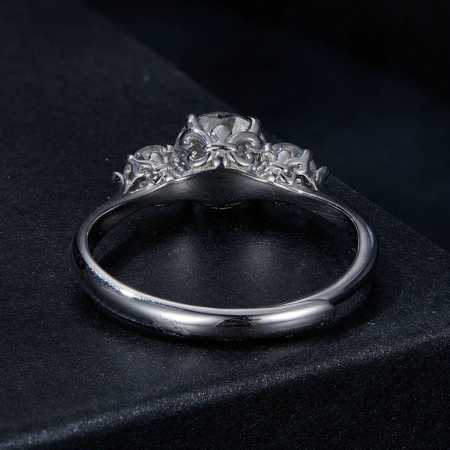 925 Sterling Silver Moissanite 6.5mm 1ct Ring, Size E for Women