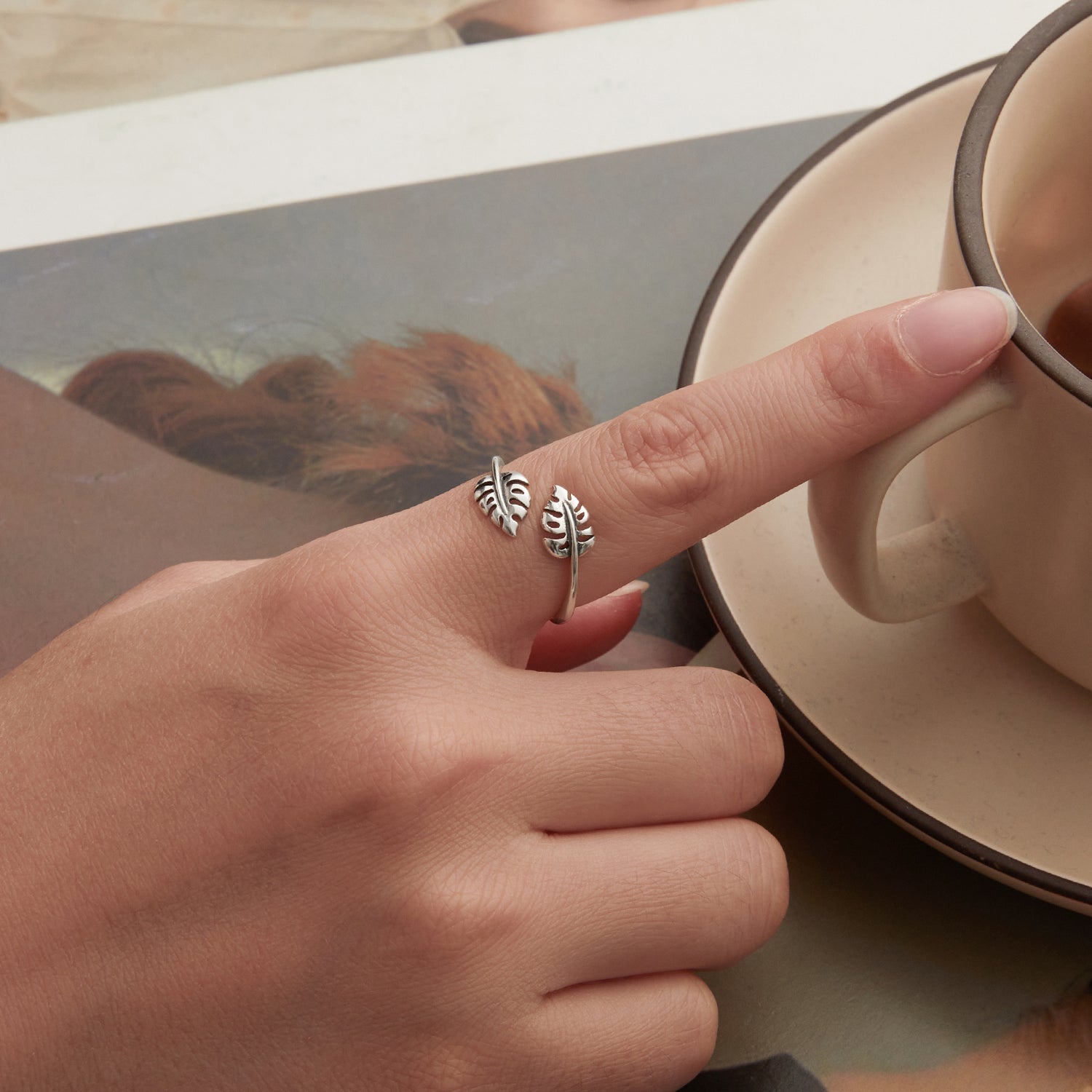 925 Sterling Silver Oxidized Leaf Ring for Women