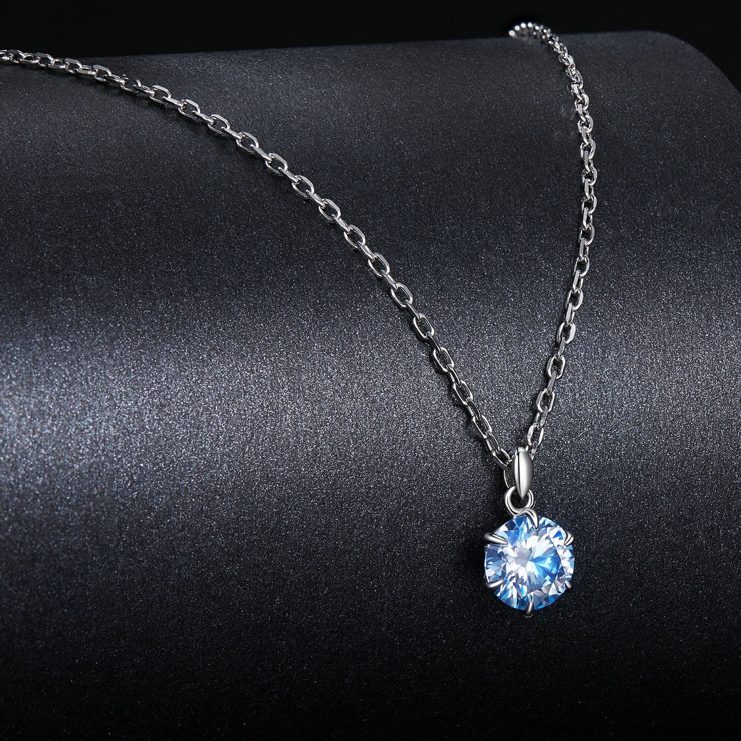925 Sterling Silver Moissanite 6.5mm Diamond-like Pendant Necklace for Women