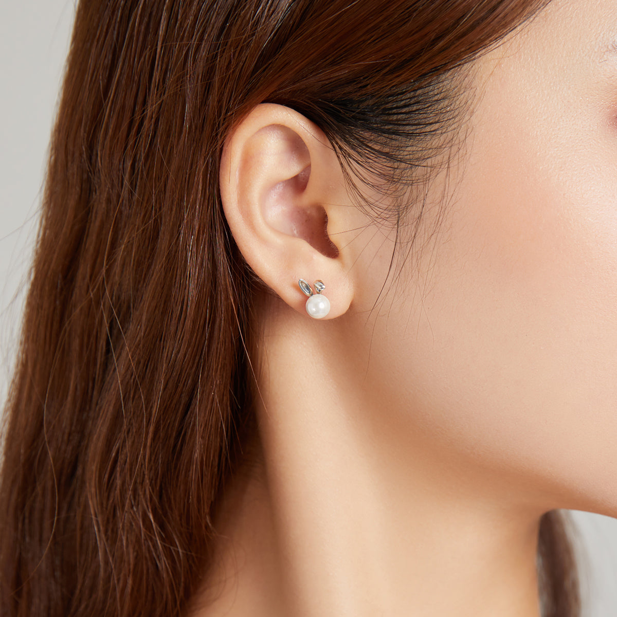 925 Sterling Silver Earrings with Quality Shell Pearl