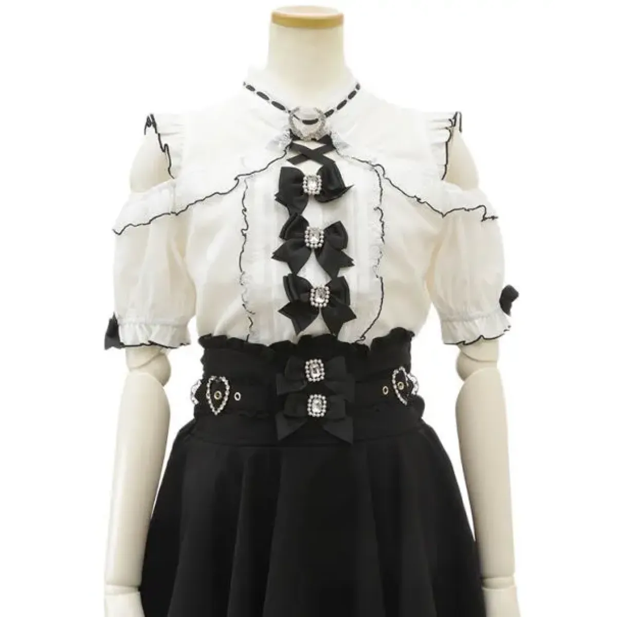 High Waist Lolita Skirt – Lace Trim & Bow Detail