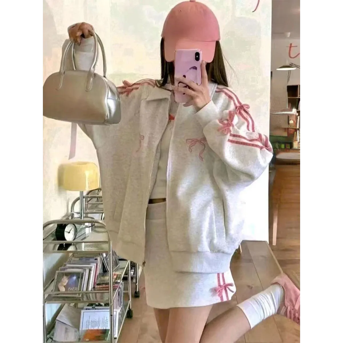 Kawaii Bow Tracksuit – Striped Sweatshirt & Casual Pants