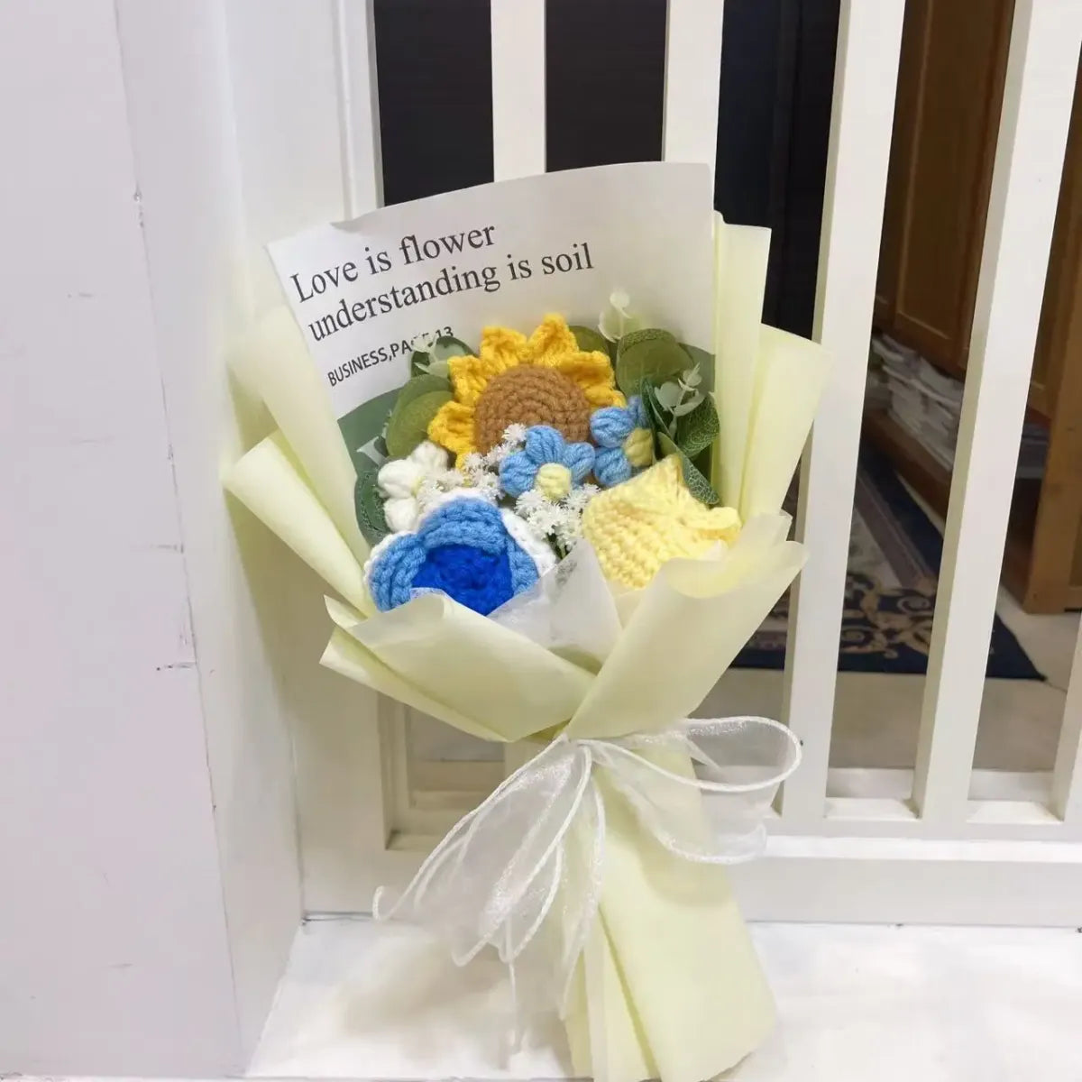 Kawaii Knitted Sunflower & Rose Bouquet – Crochet Gift for Birthday or Graduation