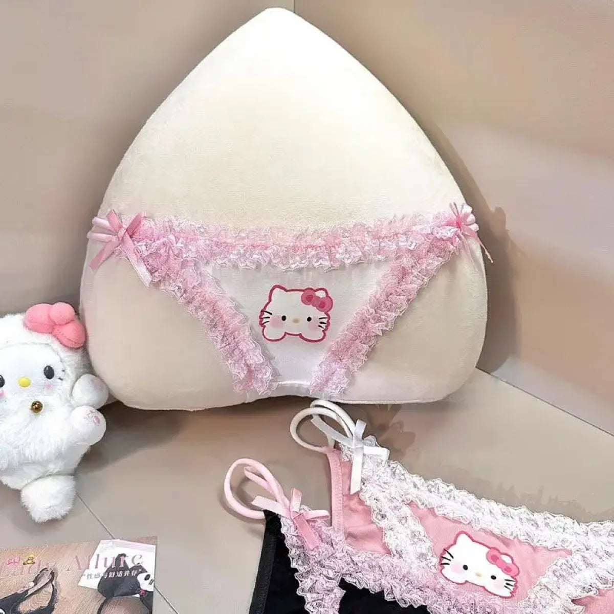Sanrio Hello Kitty Lace Underwear