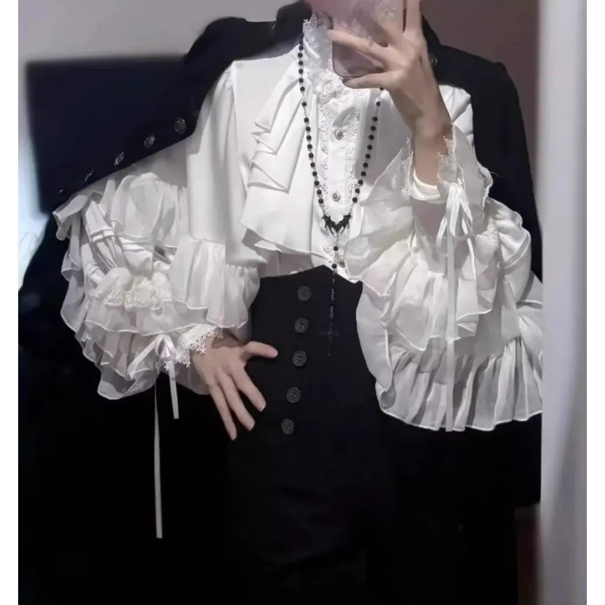 Kawaii Lace Lantern Sleeve Blouse