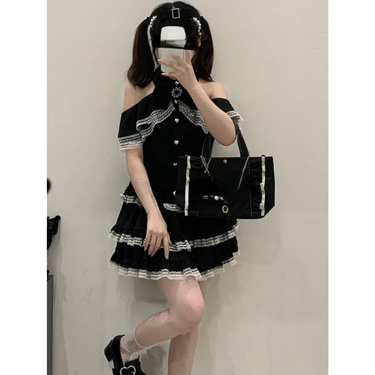 Lace Mini Cake Lolita Skirt – High Waist Ruffle Bow Detail