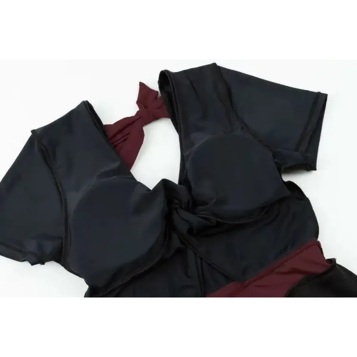 One-Piece Swimsuit – V-Neck Twist Front Cutout Design