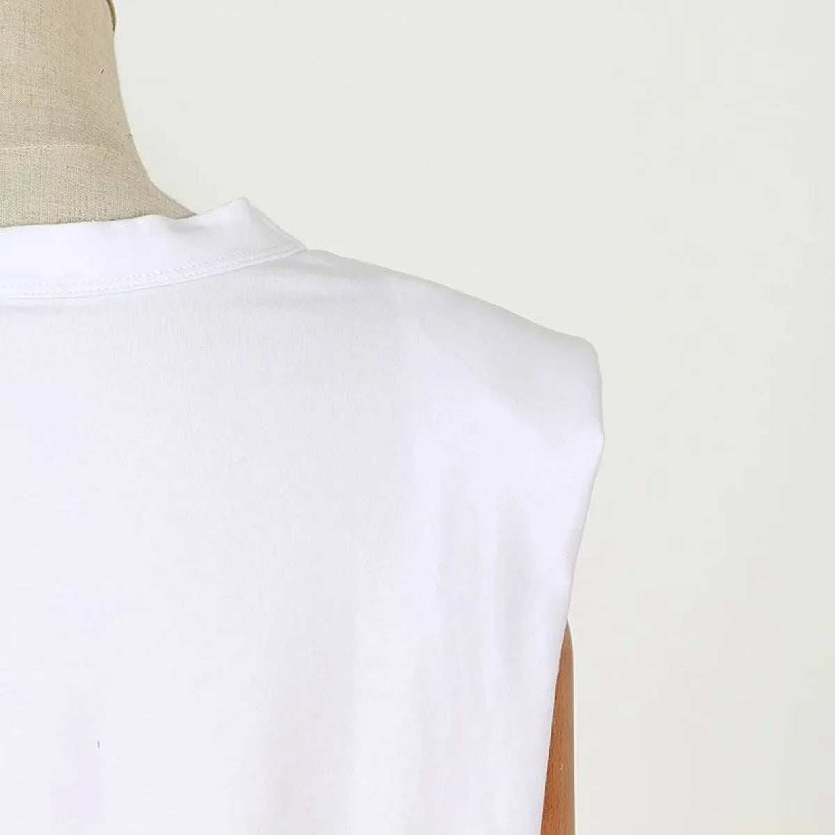 Padded Shoulder Sleeveless Tee
