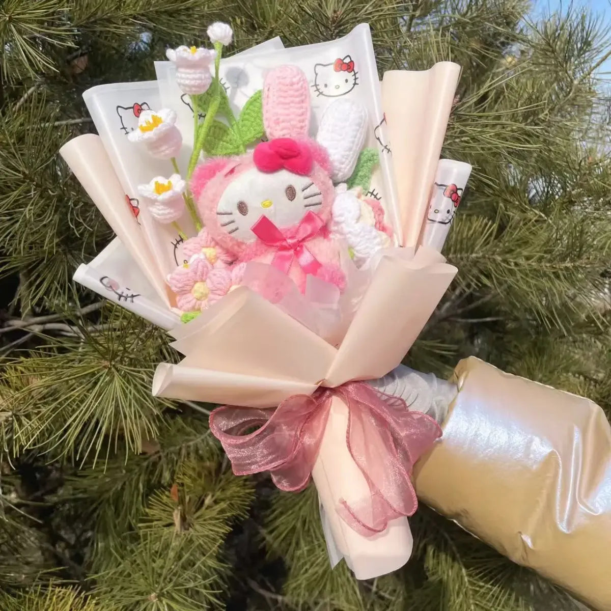 Sanrio Plush Flower Bouquet – Valentine & Graduation Gift