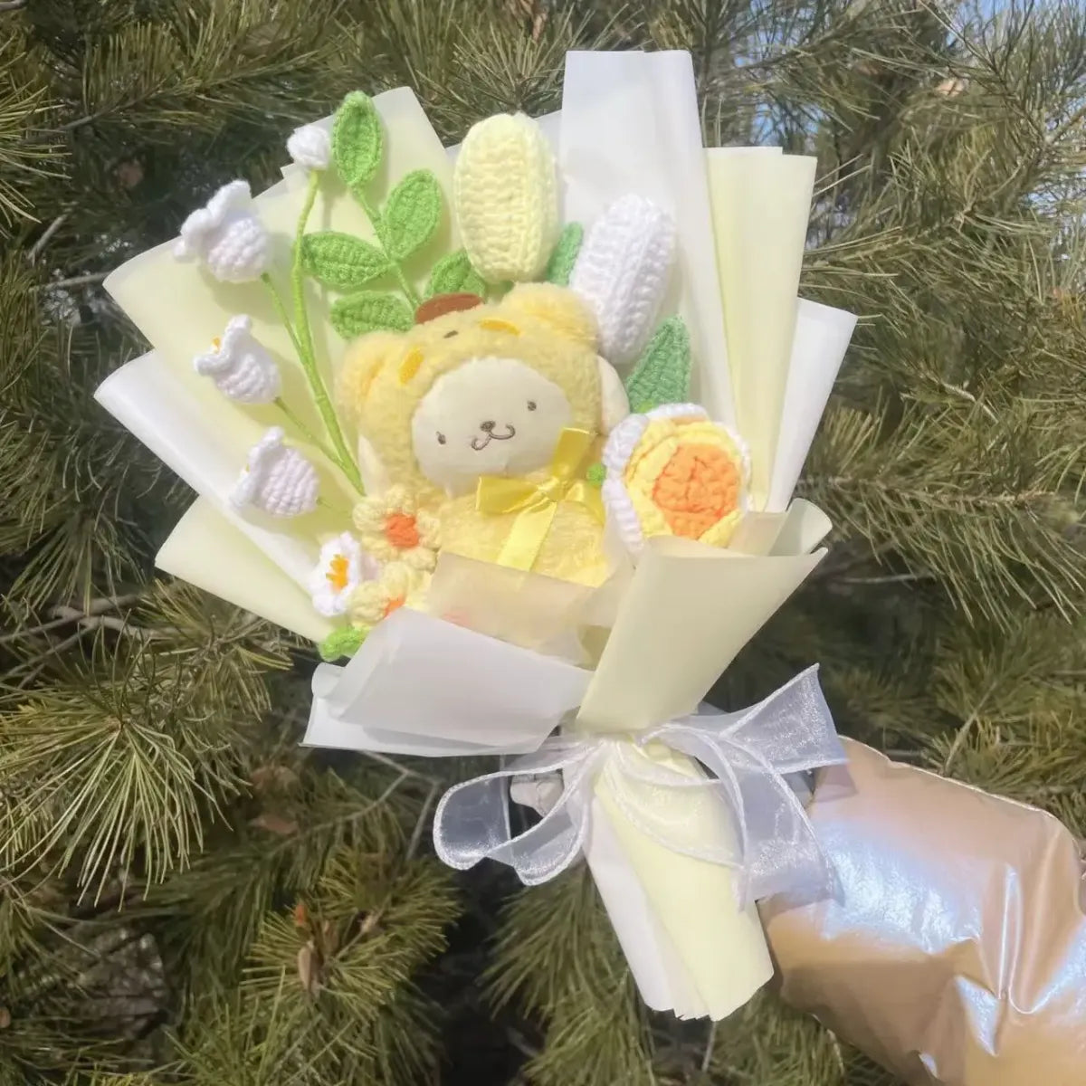 Sanrio Plush Flower Bouquet – Valentine & Graduation Gift