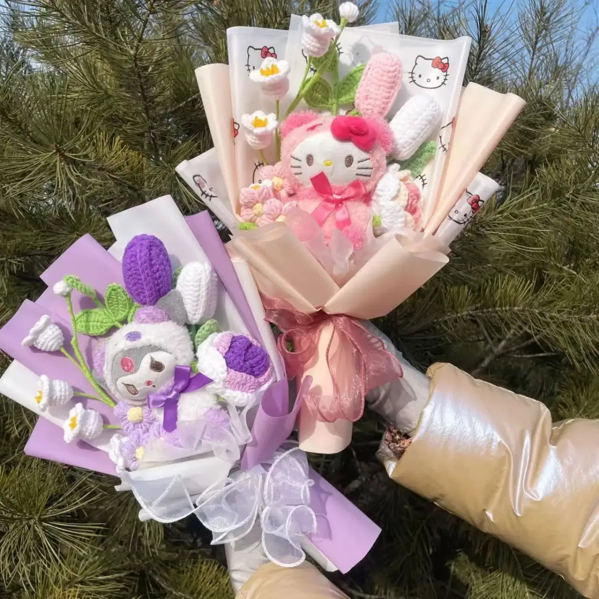 Sanrio Plush Flower Bouquet – Valentine & Graduation Gift