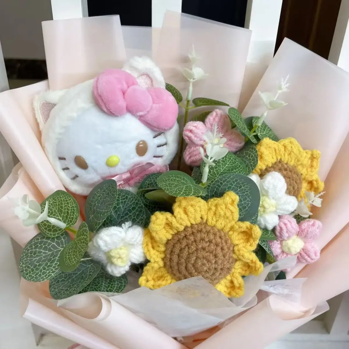 Sanrio Plush Flower Bouquet – Hello Kitty & Kuromi Gift Set