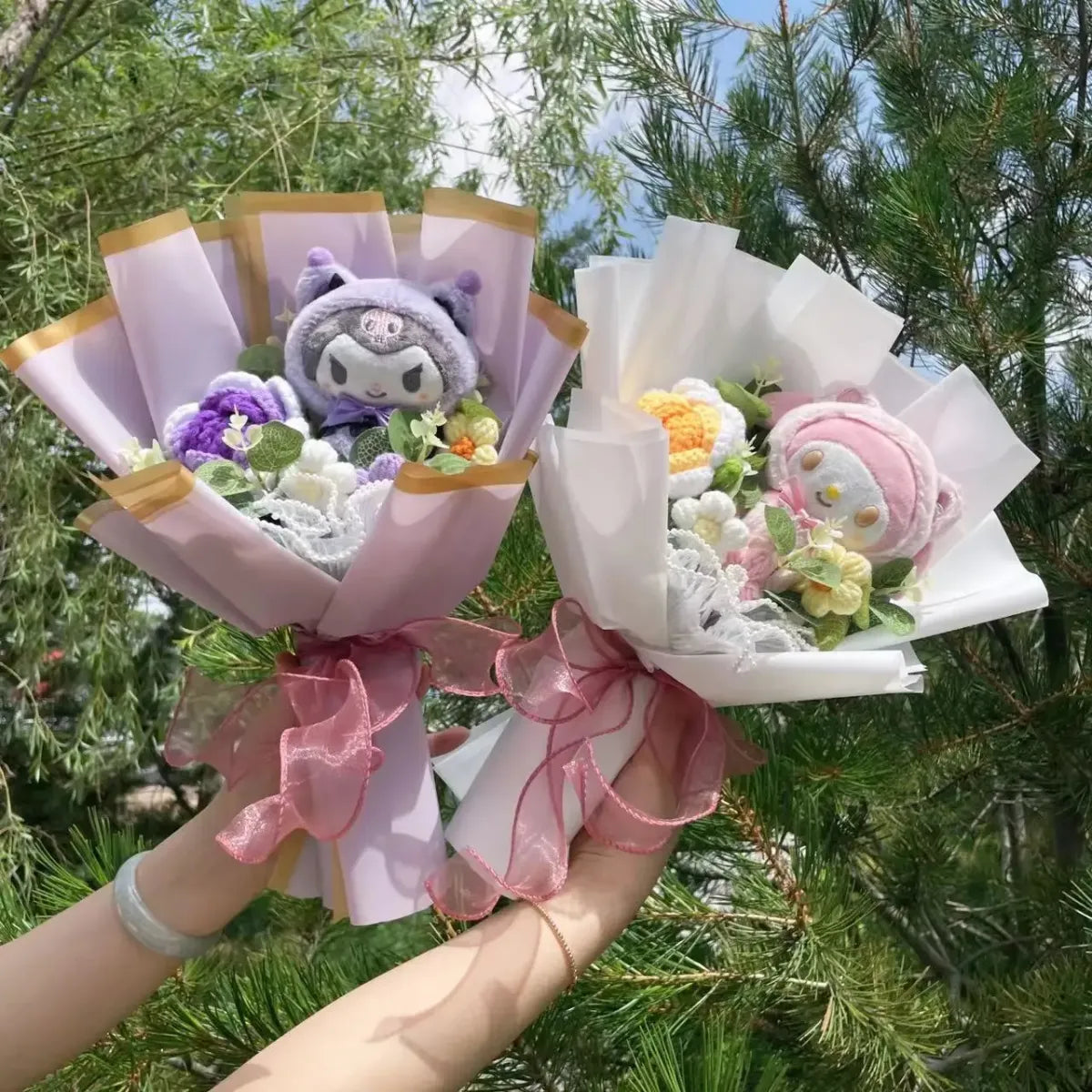 Sanrio Plush Flower Bouquet – Hello Kitty & Kuromi Gift Set