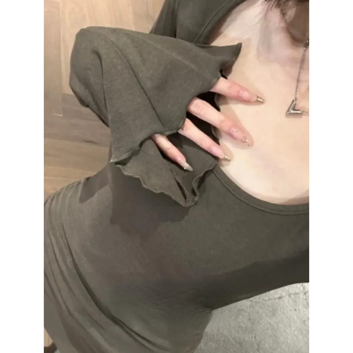 Square Neck Flare Sleeve Top – Y2K Sweet Vintage Slim Fit Tee