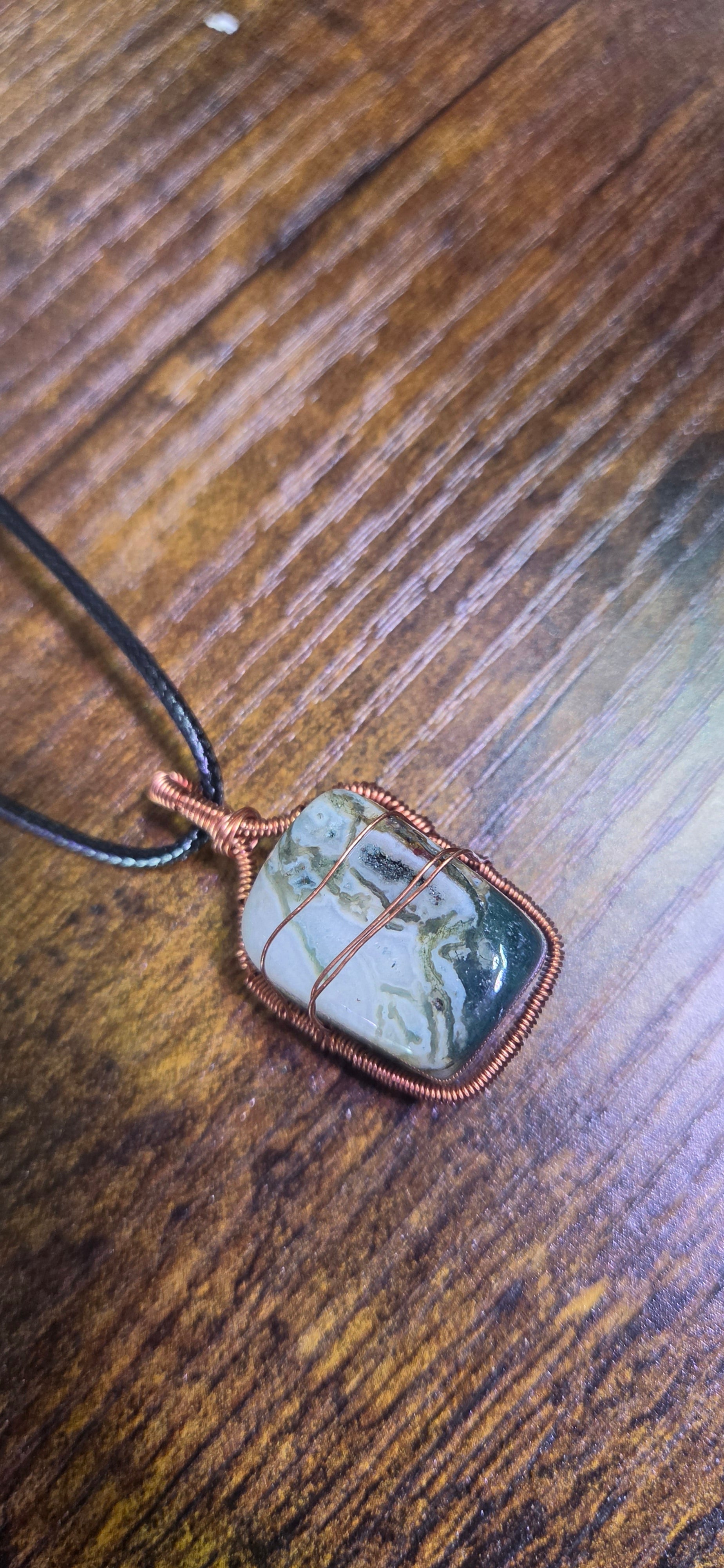 Necklace N018