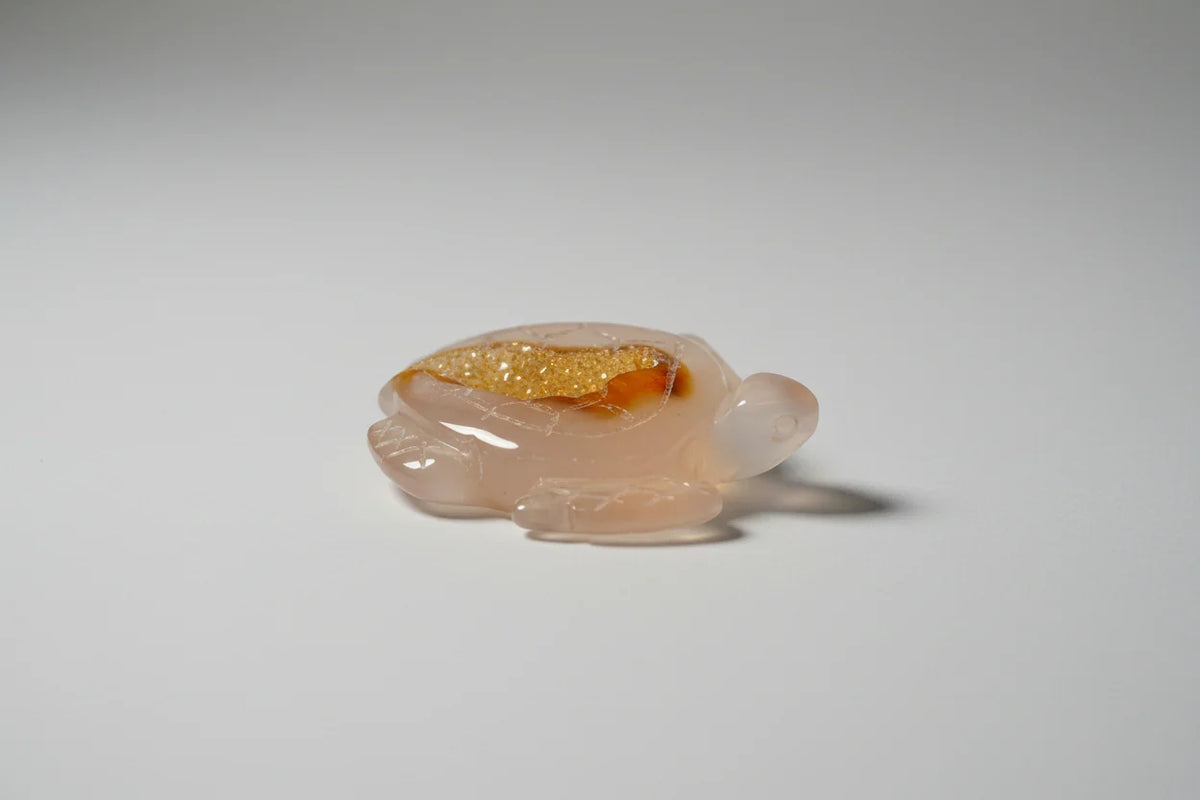 Carved Agate Turtle - Image 2