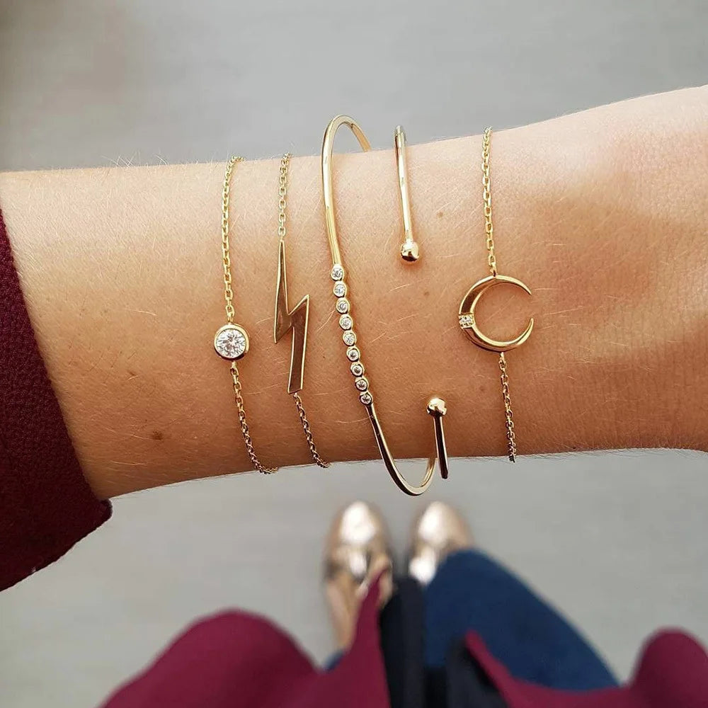 5pcs/set Bohemia Shell Moon Charm Bracelet set For Women Heart Geometric Black Beads Chain Bangle Girls Fashion Jewelry Gift