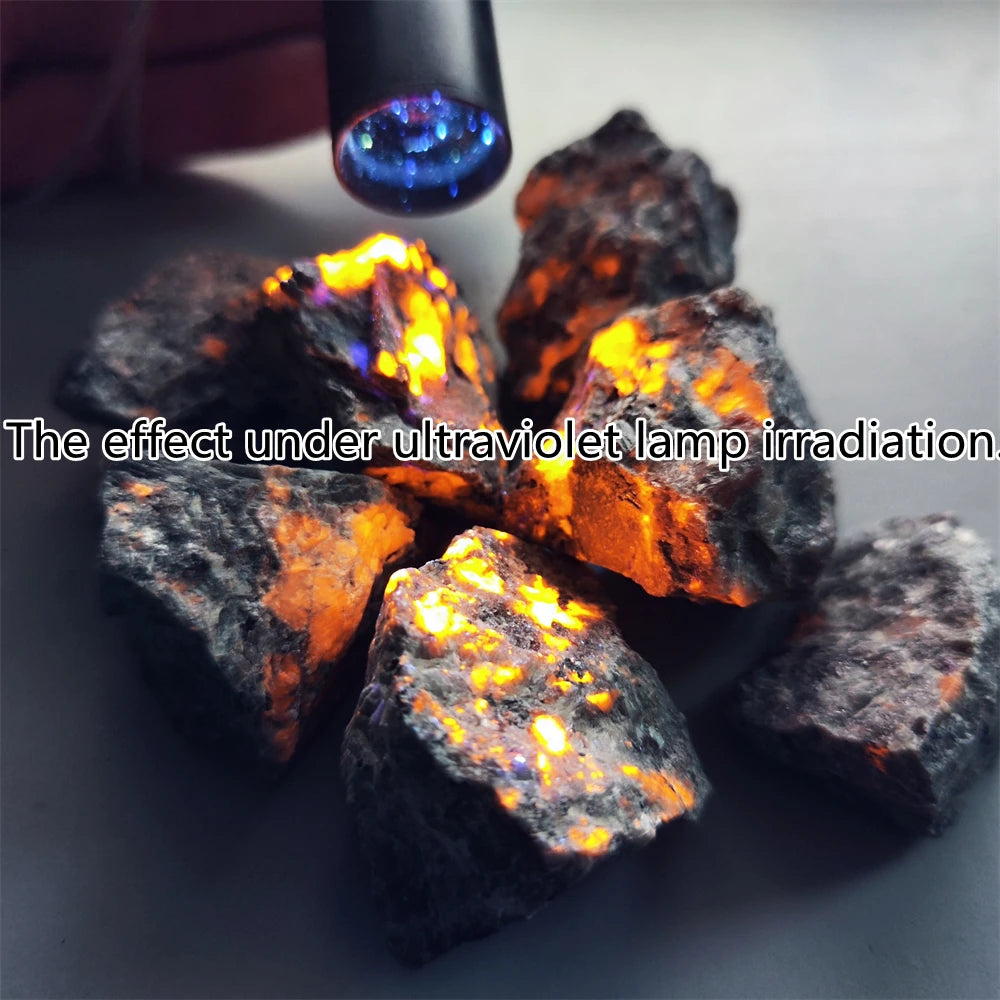 Natural Stone Yooperlite UV Fluorescent Emberlite Glowing Fire Rocks Chunks Stone Flamestone Home Decoration Stone Crystal