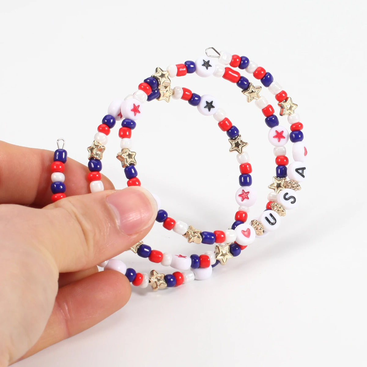 Patriotic Bracelets 4th of July Beaded Stretch Bracelets for Women American Flag Charm Bracelets Independence Day Accessory