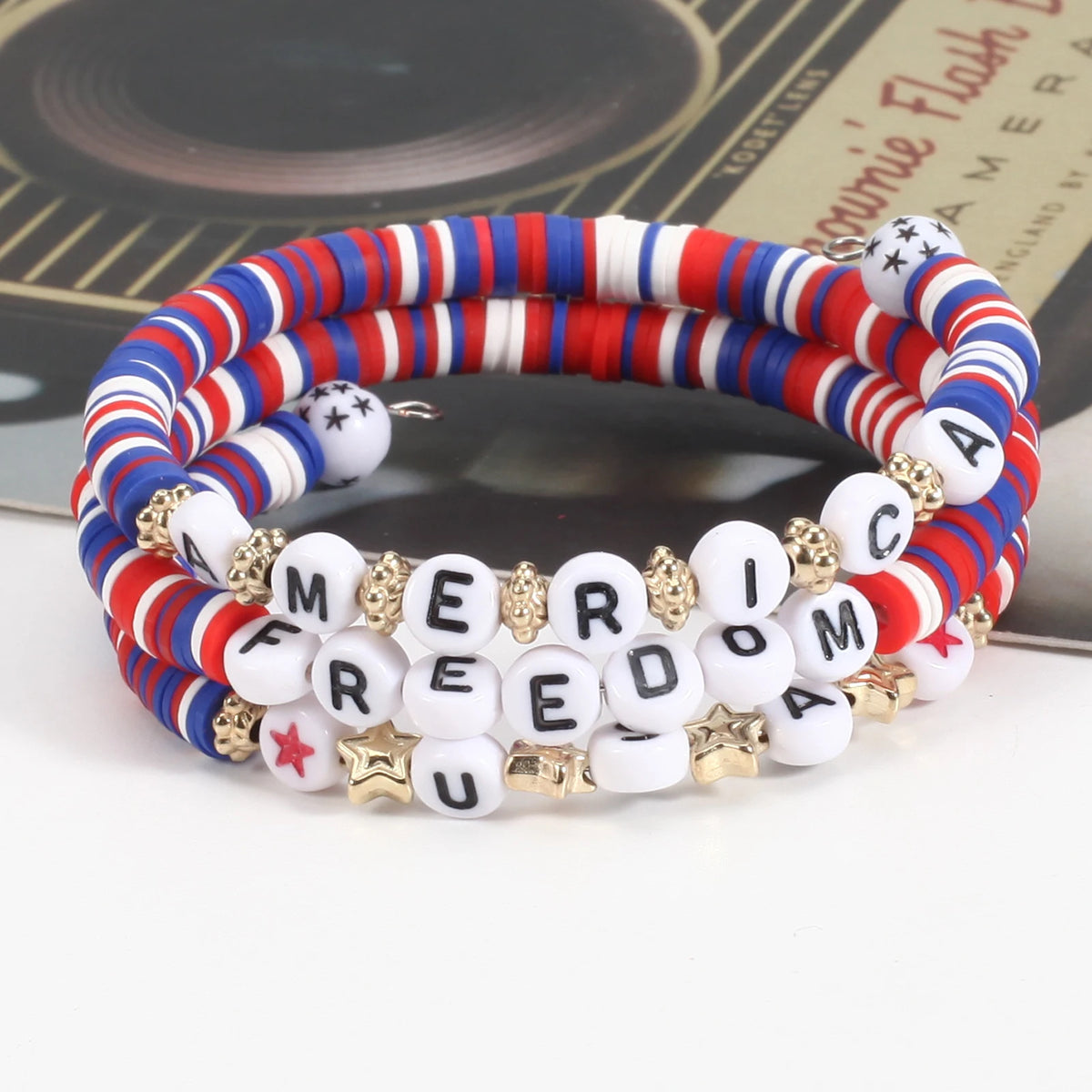 Patriotic Bracelets 4th of July Beaded Stretch Bracelets for Women American Flag Charm Bracelets Independence Day Accessory
