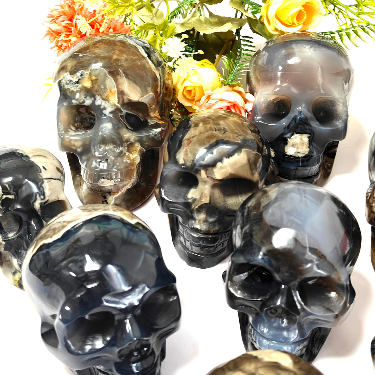 1pc Volcano Agate Crystal, Green UV Agate Skull Carving Random Piece, Halloween Decor, Rocks And Crystals Collection