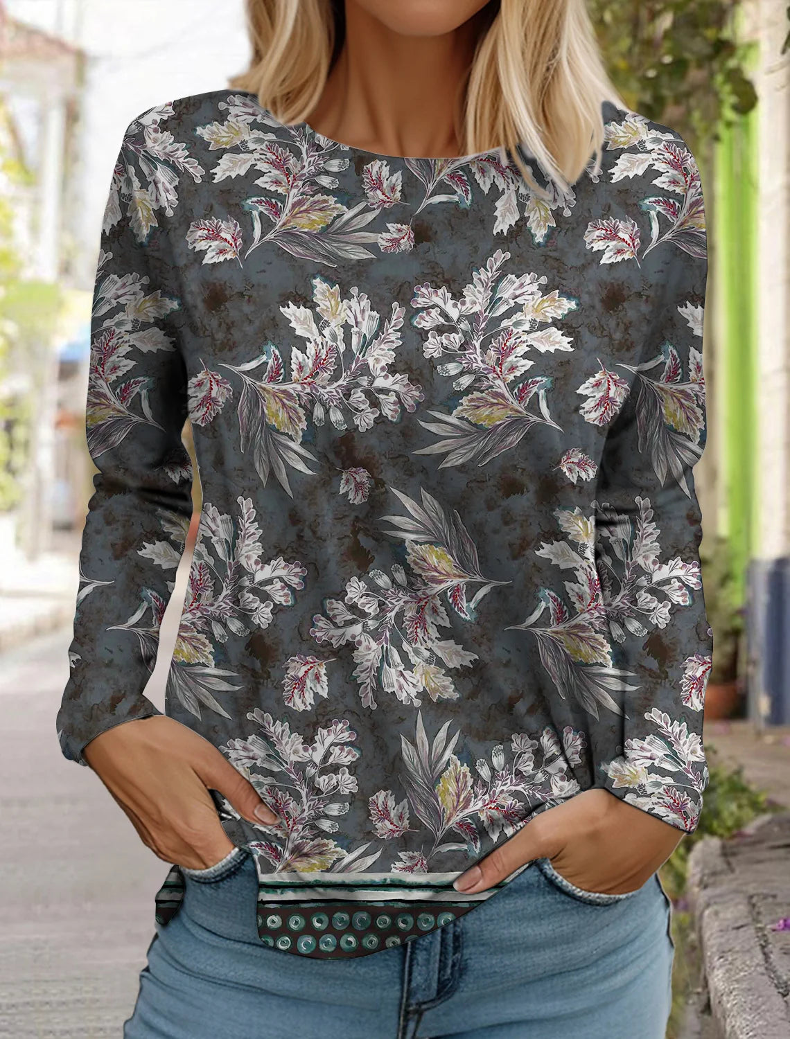 Women's white long-sleeved tops round neck casual tops 3d printed flowers fashion stickers printed women's long-sleeved T-shirt