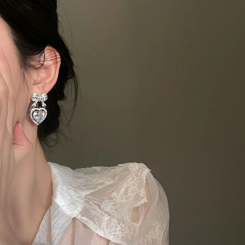Exquisite Pink Heart Shape Bowknot Stud Earrings For Women Shining CZ Zircon