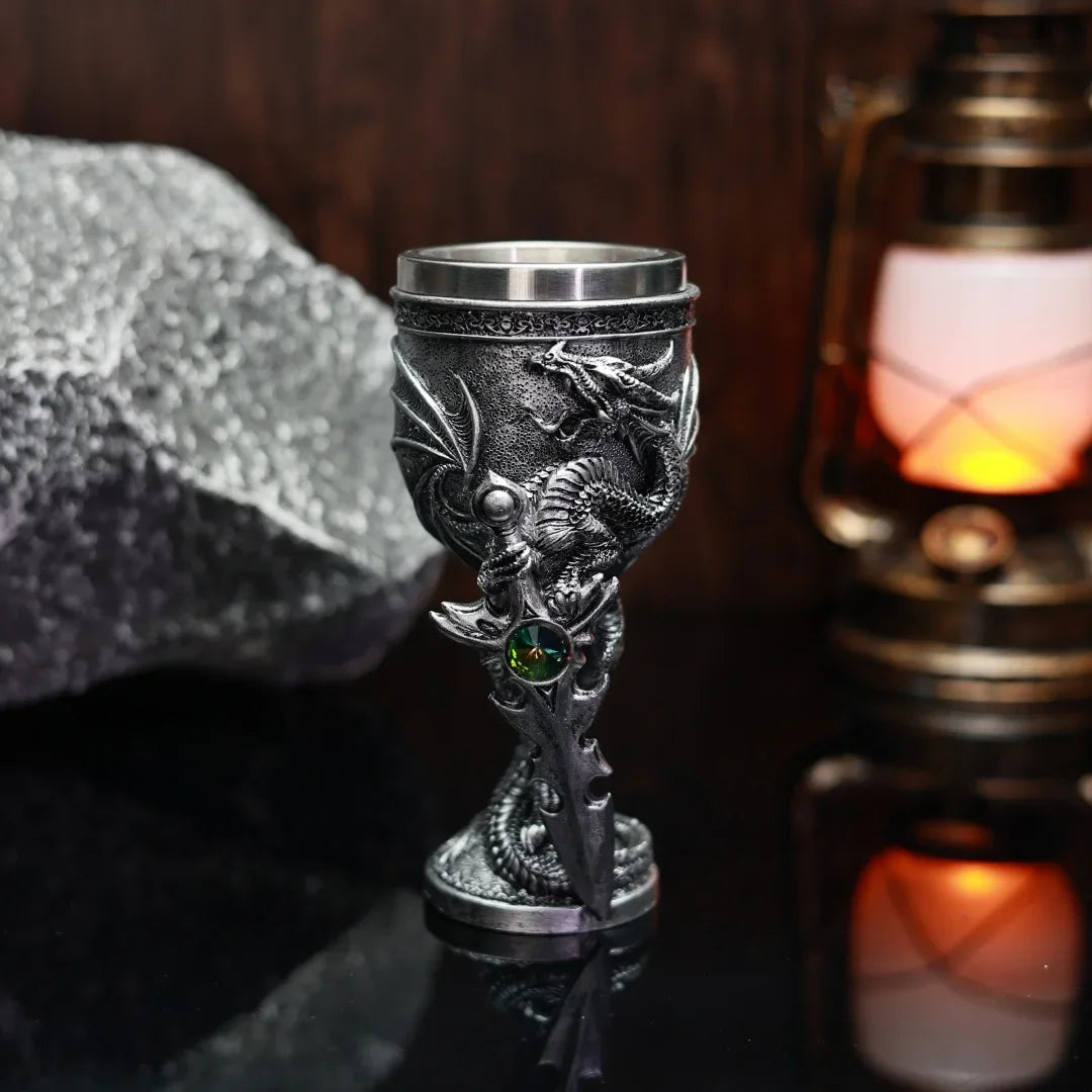 Medieval Dragon Sword Beer Mug Goblet Resin Stainless Steel Wine Glass Cocktail Glass Personalized Gift Bar Decoration Ornaments