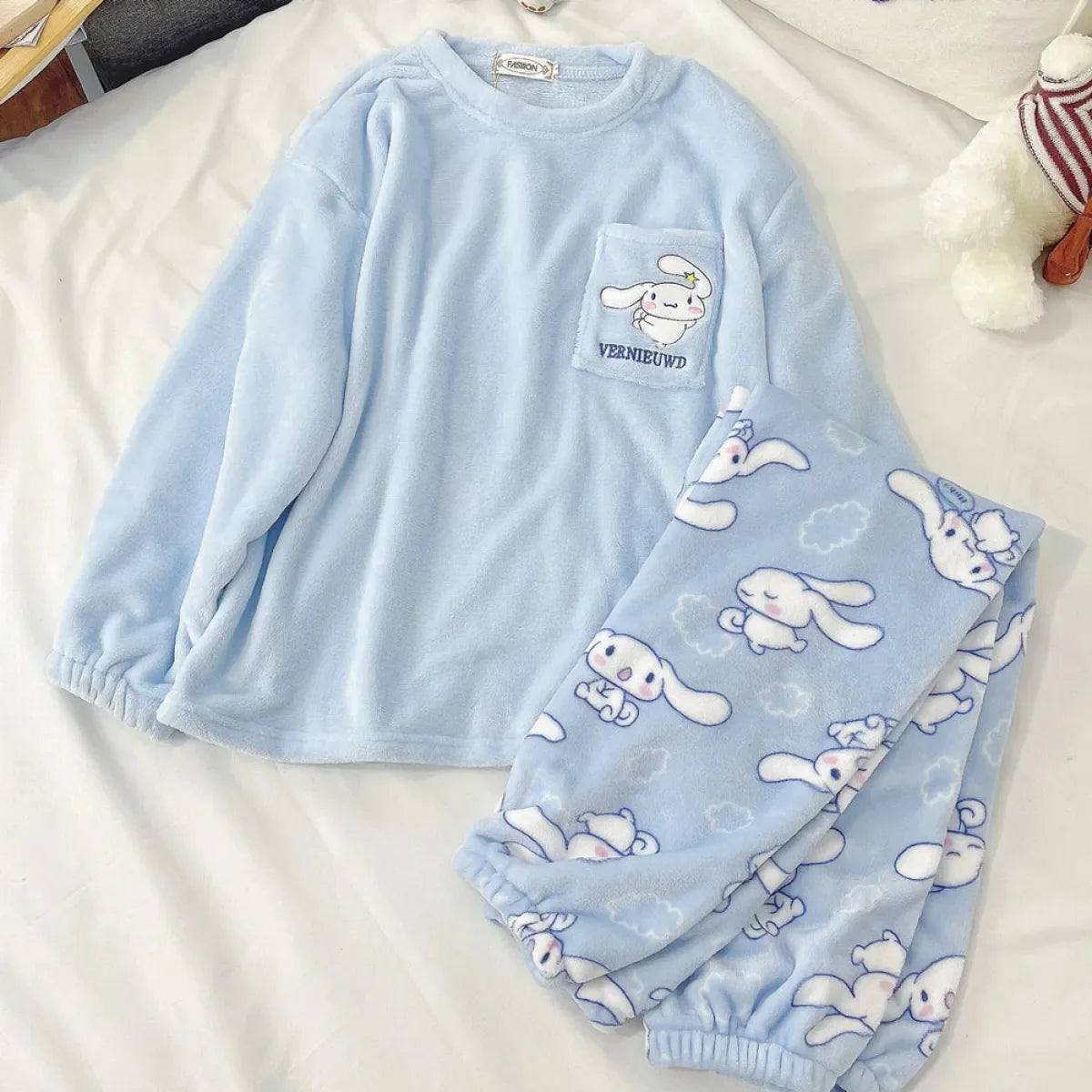 Hello Kitty Kuromi My Melody Cinnamoroll Flannel Pajamas