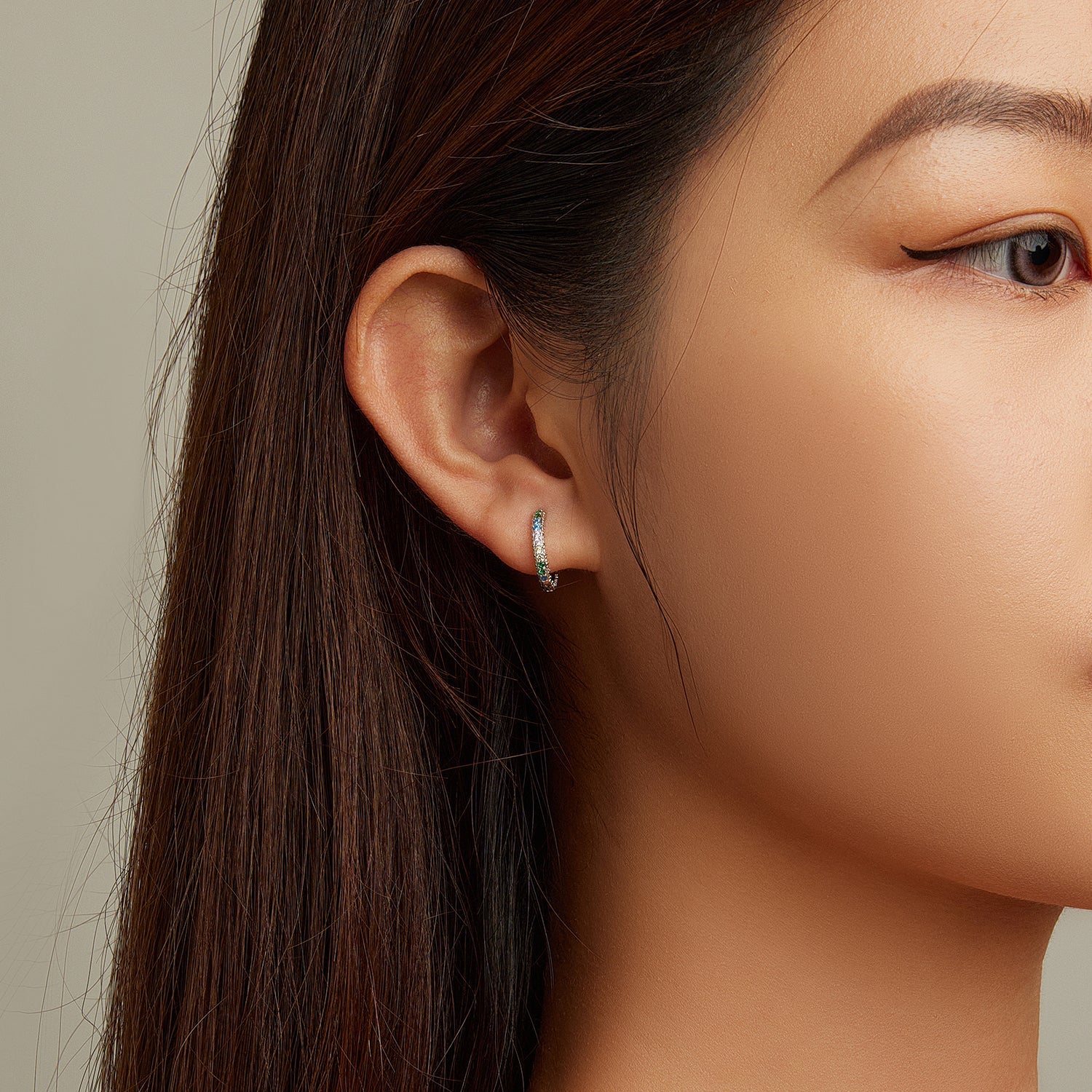925 Sterling Silver Stud Earrings with CZ in Pavé Setting