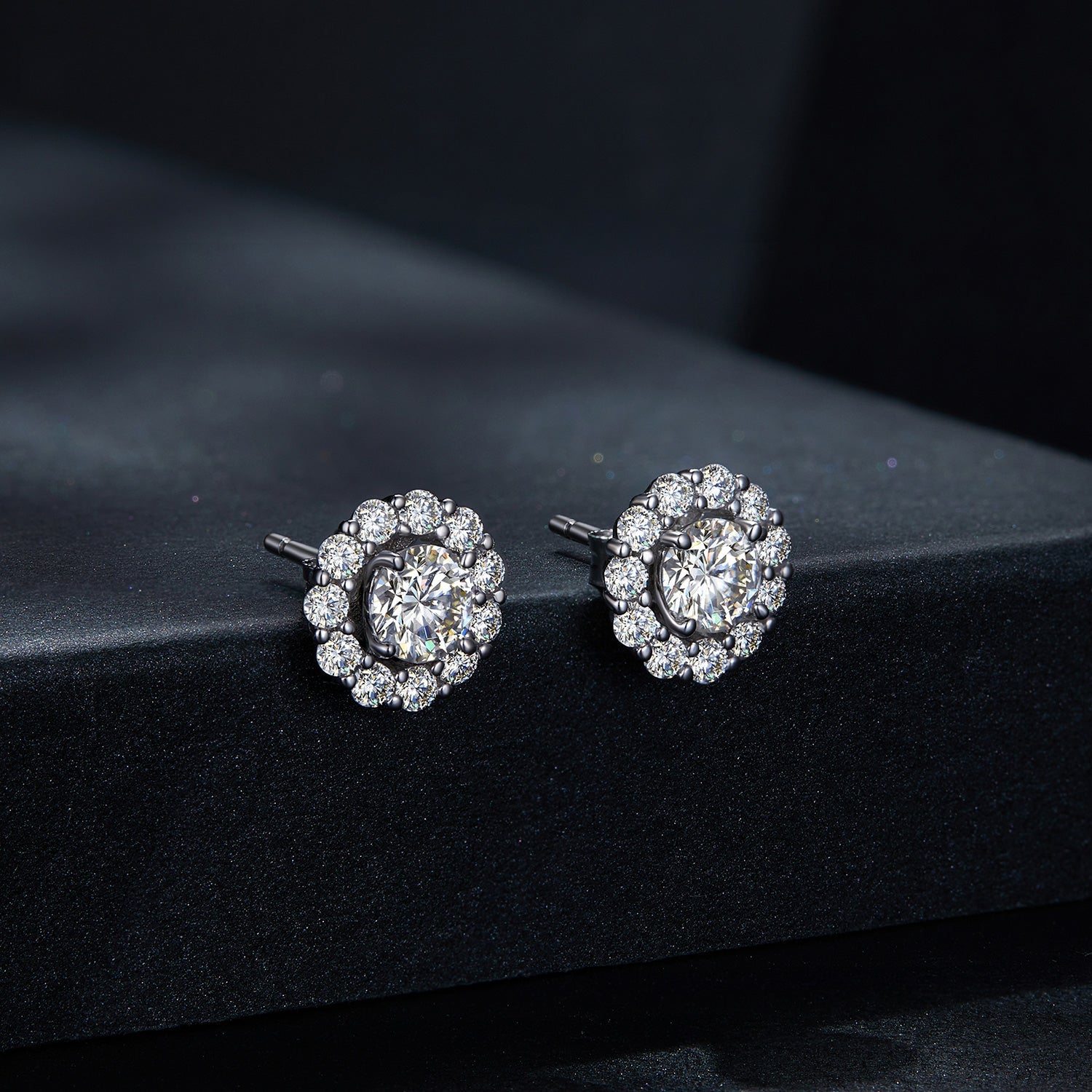 925 Sterling Silver 0.5 Carat Moissanite Earrings for Women
