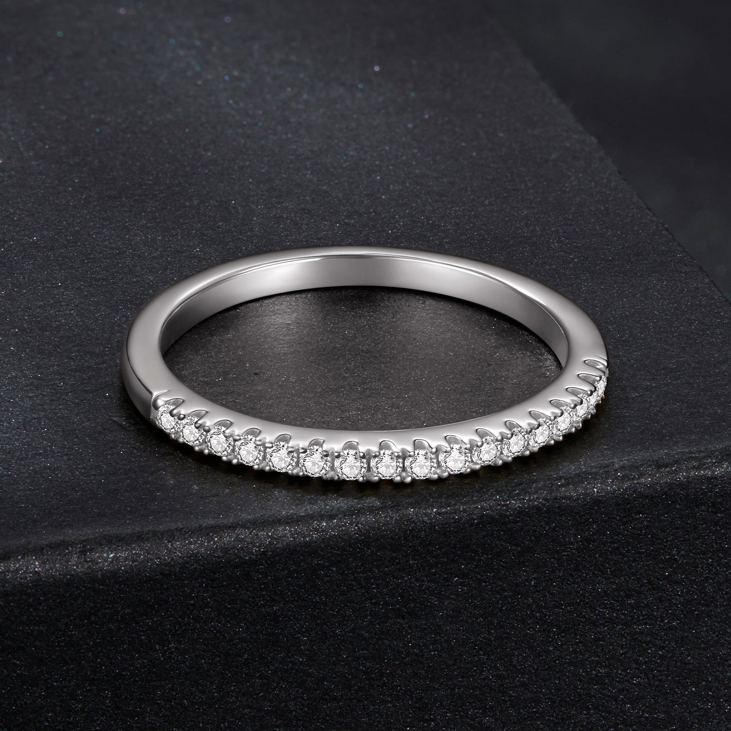 925 Sterling Silver 0.01ct Moissanite Ring in Size 8A