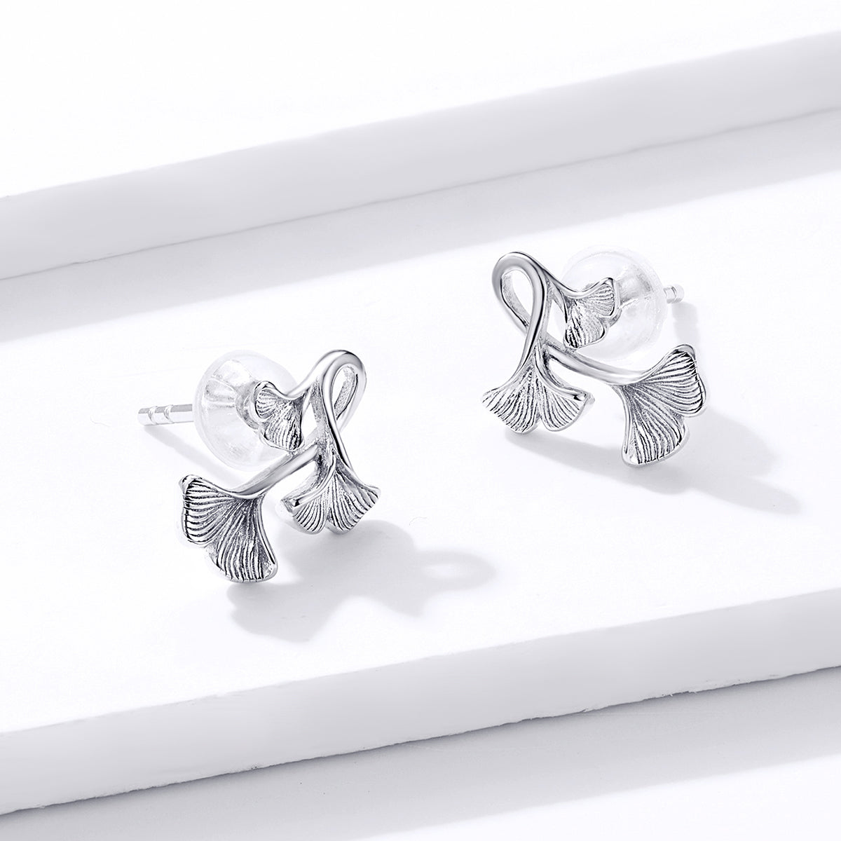 925 Sterling Silver Plated Platinum Wiredrawing Earrings