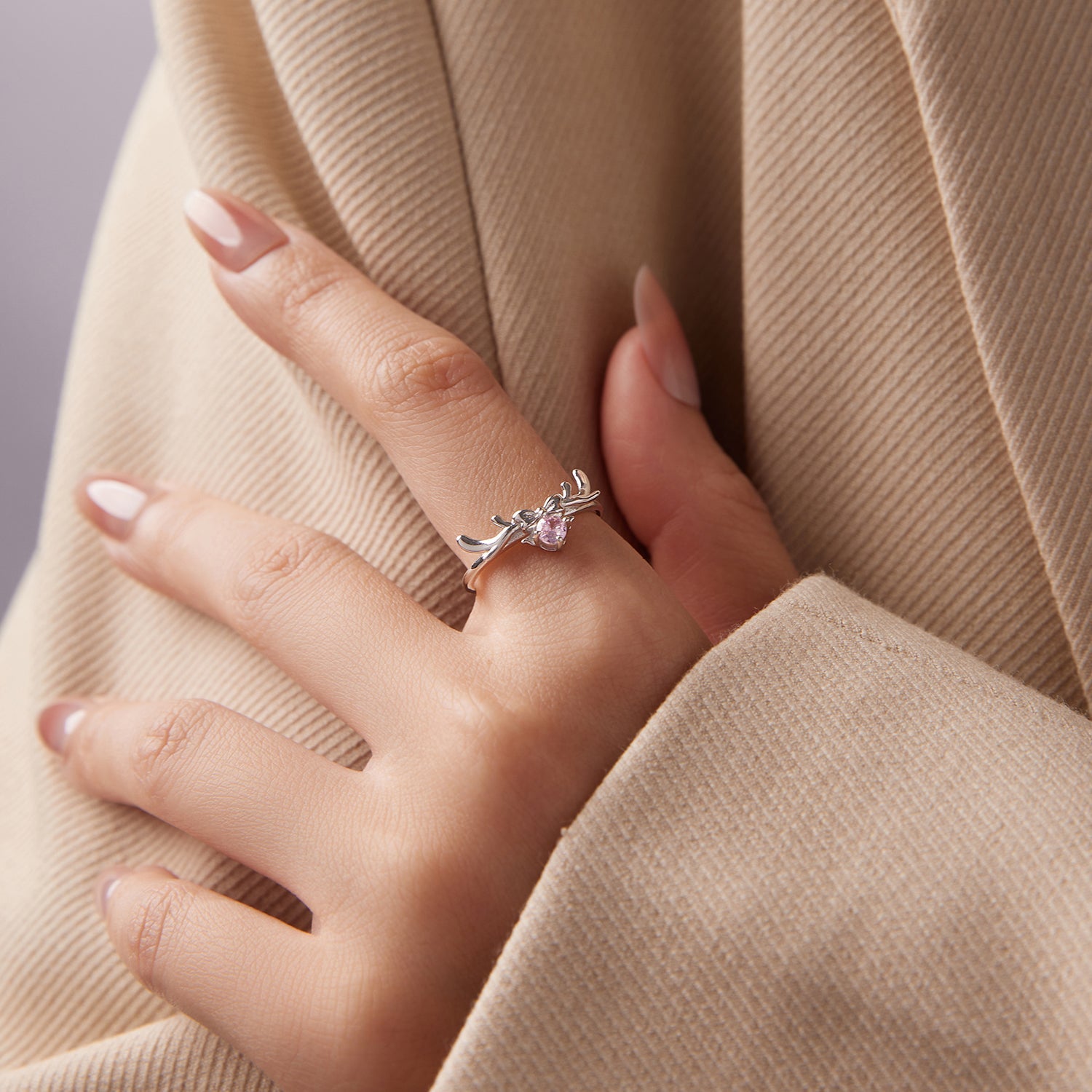 925 Sterling Silver White Gold Plated Bow-Knot Ring with CZ for Women