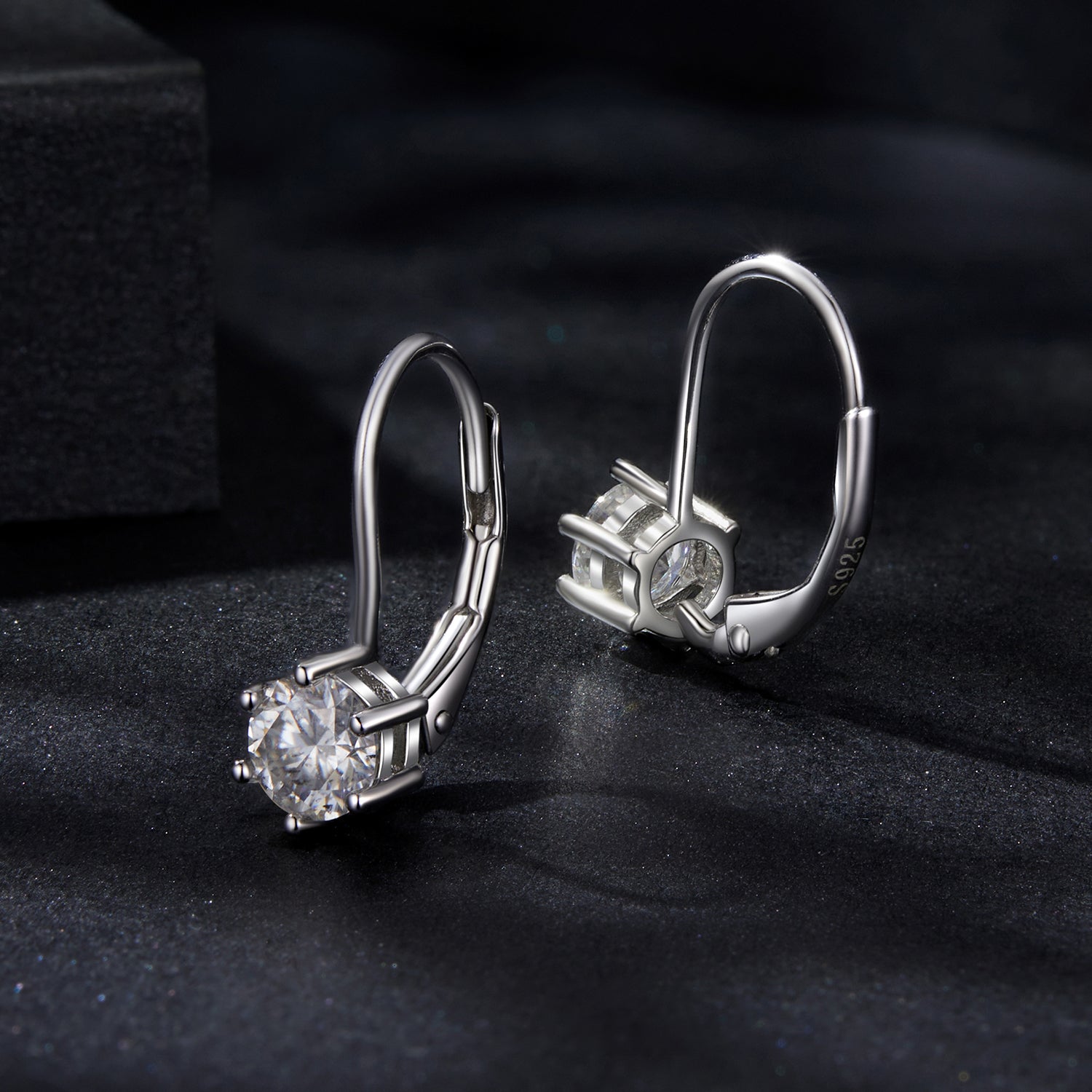 925 Sterling Silver 0.5 Carat Moissanite Earrings for Women